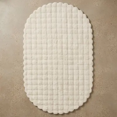 Yumuşak Tavşan Post Halı Oval Krem