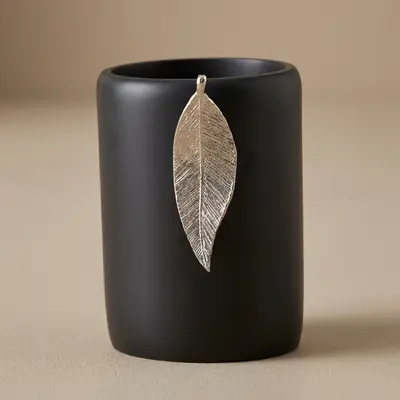 Leaf Diş Fırçalık Siyah Gümüş