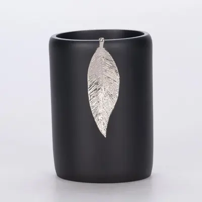 Leaf Diş Fırçalık Siyah Gümüş 2