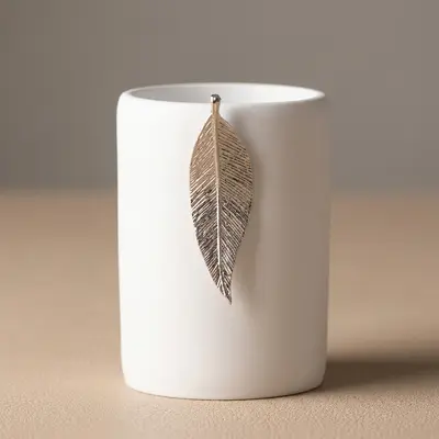 Leaf Diş Fırçalık Beyaz Gümüş