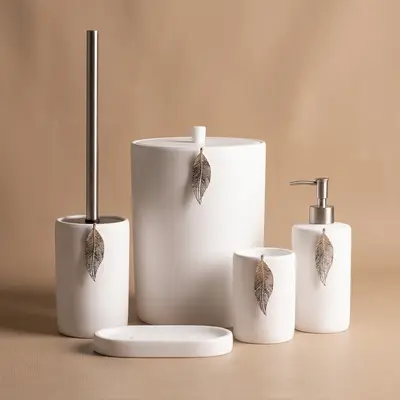 Leaf Banyo Seti Beyaz Gümüş